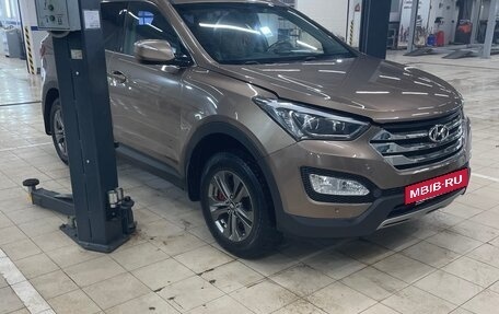 Hyundai Santa Fe III рестайлинг, 2013 год, 1 720 000 рублей, 2 фотография