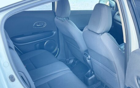 Honda Vezel, 2018 год, 1 650 000 рублей, 11 фотография