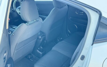 Honda Vezel, 2018 год, 1 650 000 рублей, 12 фотография