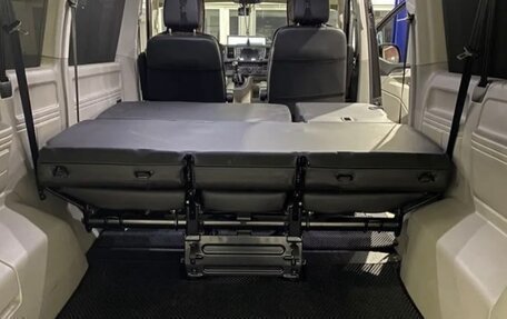 Volkswagen Caravelle T6 рестайлинг, 2018 год, 3 000 000 рублей, 17 фотография