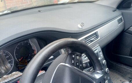 Volvo V70 III рестайлинг, 2010 год, 400 000 рублей, 12 фотография