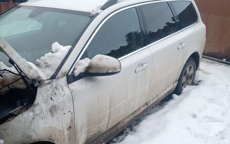 Volvo V70 III рестайлинг, 2010 год, 400 000 рублей, 9 фотография