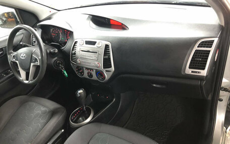 Hyundai i20 IB рестайлинг, 2010 год, 699 000 рублей, 12 фотография