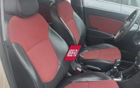 Hyundai Solaris II рестайлинг, 2011 год, 650 000 рублей, 7 фотография