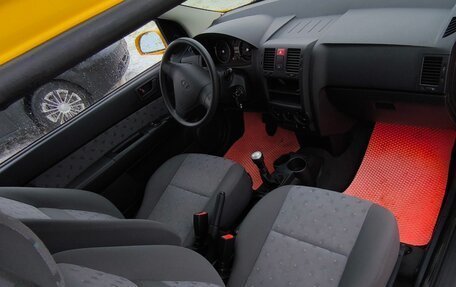 Hyundai Getz I рестайлинг, 2005 год, 300 000 рублей, 10 фотография