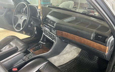 BMW 7 серия, 1988 год, 1 200 000 рублей, 27 фотография