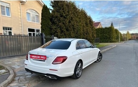 Mercedes-Benz E-Класс, 2020 год, 3 500 000 рублей, 2 фотография