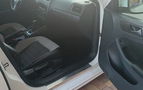 Volkswagen Jetta VI, 2012 год, 1 280 000 рублей, 3 фотография