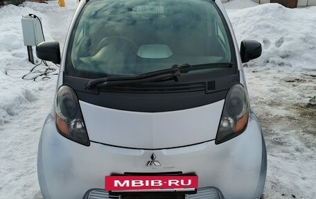 Mitsubishi i-MiEV, 2011 год, 620 000 рублей, 2 фотография