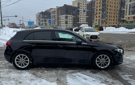 Mercedes-Benz A-Класс, 2019 год, 1 780 000 рублей, 8 фотография