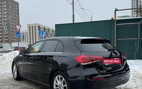 Mercedes-Benz A-Класс, 2019 год, 1 780 000 рублей, 3 фотография