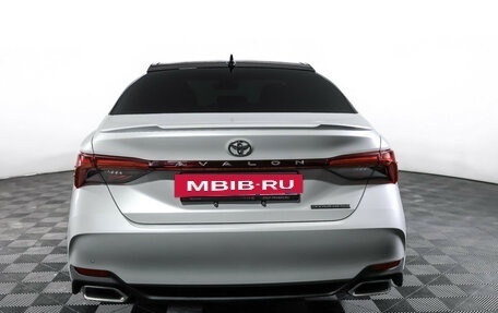 Toyota Avalon, 2022 год, 4 085 000 рублей, 6 фотография