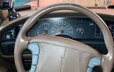 Pontiac Bonneville IX, 1993 год, 1 500 000 рублей, 21 фотография