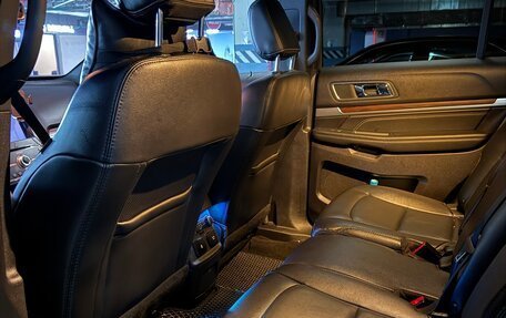 Ford Explorer VI, 2018 год, 3 200 000 рублей, 12 фотография