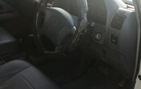 Toyota Land Cruiser Prado 90 рестайлинг, 1999 год, 1 550 000 рублей, 9 фотография