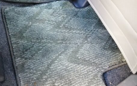 Toyota Land Cruiser Prado 90 рестайлинг, 1999 год, 1 550 000 рублей, 26 фотография