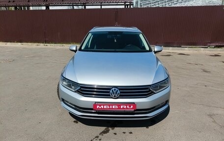 Volkswagen Passat B8 рестайлинг, 2016 год, 1 650 000 рублей, 11 фотография