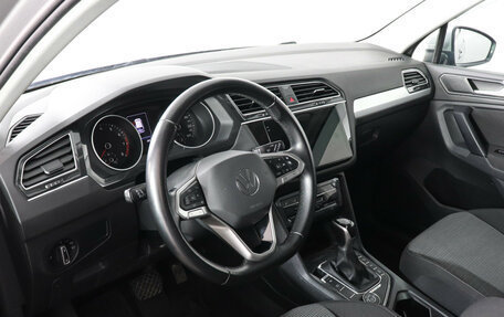 Volkswagen Tiguan II, 2021 год, 3 497 000 рублей, 9 фотография