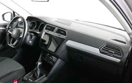 Volkswagen Tiguan II, 2021 год, 3 497 000 рублей, 10 фотография