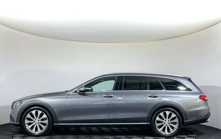 Mercedes-Benz E-Класс, 2018 год, 3 897 000 рублей, 8 фотография