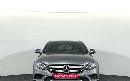 Mercedes-Benz E-Класс, 2018 год, 3 897 000 рублей, 2 фотография