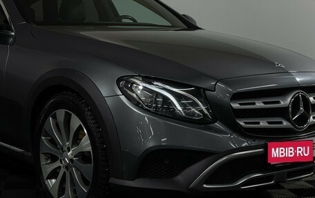 Mercedes-Benz E-Класс, 2018 год, 3 897 000 рублей, 22 фотография