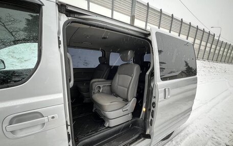 Hyundai Grand Starex Grand Starex I рестайлинг 2, 2009 год, 1 050 000 рублей, 7 фотография