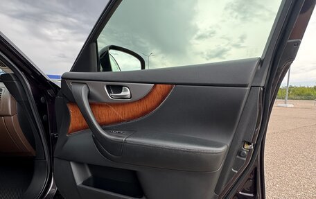 Infiniti FX II, 2011 год, 1 750 000 рублей, 19 фотография