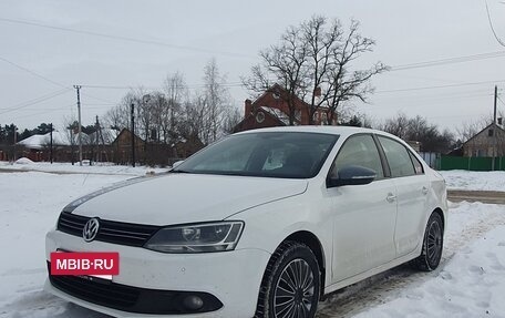 Volkswagen Jetta VI, 2013 год, 840 000 рублей, 3 фотография