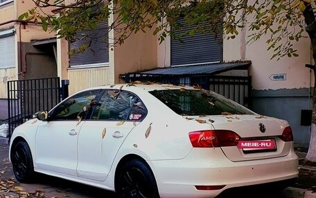 Volkswagen Jetta VI, 2013 год, 840 000 рублей, 6 фотография