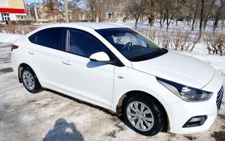 Hyundai Solaris II рестайлинг, 2020 год, 1 400 000 рублей, 2 фотография