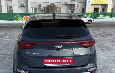 KIA Sportage IV рестайлинг, 2021 год, 2 350 000 рублей, 2 фотография