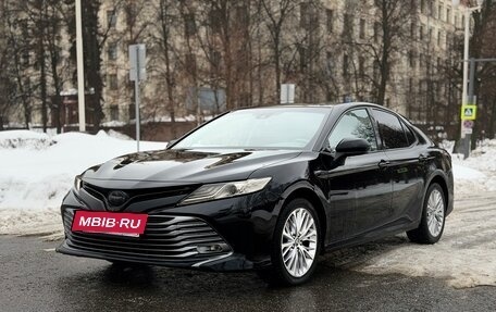 Toyota Camry, 2020 год, 4 200 000 рублей, 2 фотография