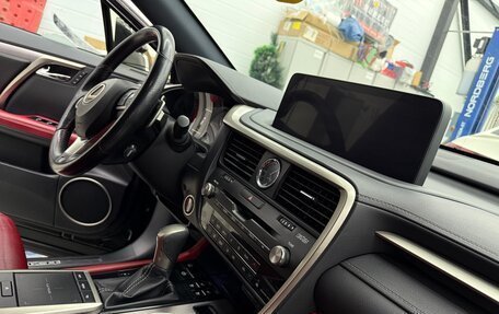 Lexus RX IV рестайлинг, 2019 год, 16 фотография