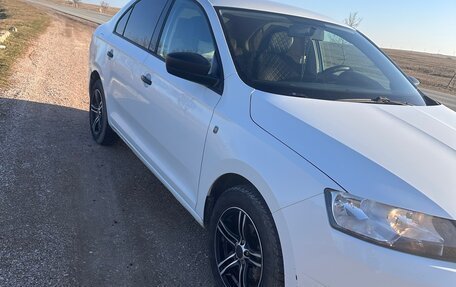 Skoda Rapid I, 2016 год, 950 000 рублей, 3 фотография