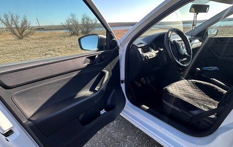 Skoda Rapid I, 2016 год, 950 000 рублей, 4 фотография