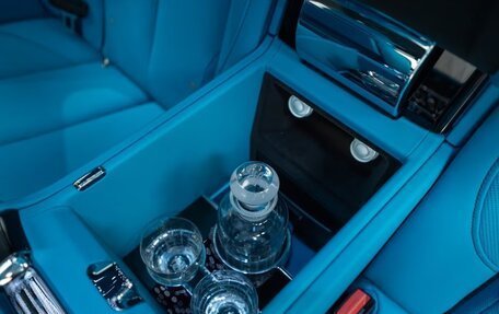 Rolls-Royce Cullinan, 2026 год, 62 900 000 рублей, 19 фотография