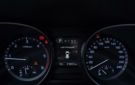 Hyundai Santa Fe III рестайлинг, 2017 год, 2 399 000 рублей, 22 фотография