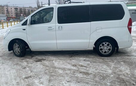 Hyundai Grand Starex Grand Starex I рестайлинг 2, 2009 год, 1 400 000 рублей, 3 фотография