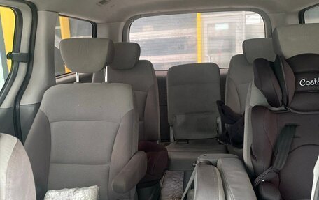 Hyundai Grand Starex Grand Starex I рестайлинг 2, 2009 год, 1 400 000 рублей, 8 фотография