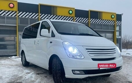Hyundai Grand Starex Grand Starex I рестайлинг 2, 2009 год, 1 400 000 рублей, 2 фотография