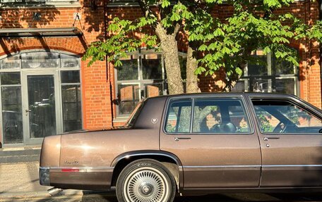 Cadillac DeVille VI, 1990 год, 2 150 000 рублей, 9 фотография