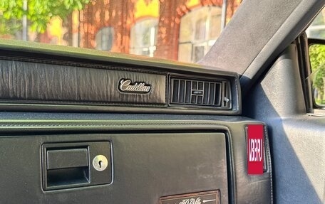 Cadillac DeVille VI, 1990 год, 2 150 000 рублей, 23 фотография