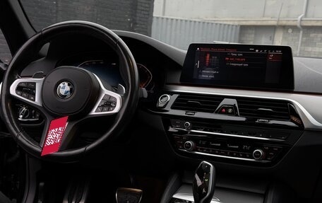 BMW 5 серия, 2019 год, 4 400 000 рублей, 5 фотография