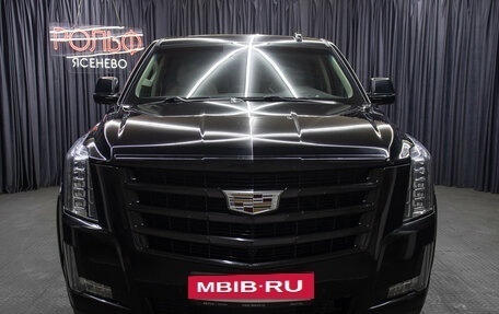 Cadillac Escalade IV, 2015 год, 3 998 000 рублей, 2 фотография