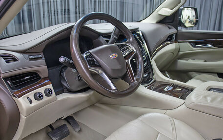 Cadillac Escalade IV, 2015 год, 3 998 000 рублей, 17 фотография