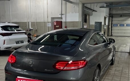 Mercedes-Benz C-Класс, 2017 год, 3 300 000 рублей, 11 фотография