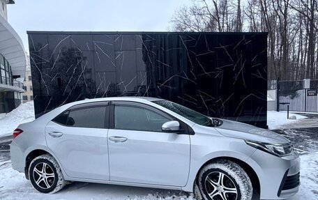 Toyota Corolla, 2018 год, 1 950 000 рублей, 3 фотография