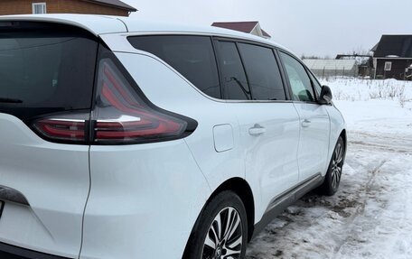 Renault Espace V рестайлинг, 2017 год, 1 650 000 рублей, 2 фотография