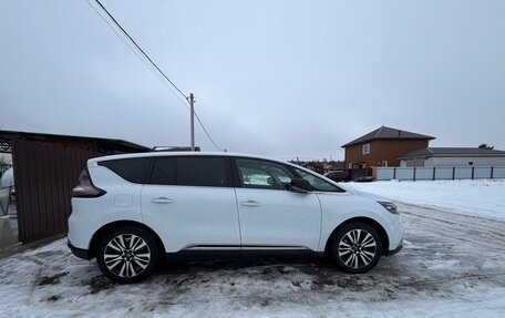 Renault Espace V рестайлинг, 2017 год, 1 650 000 рублей, 8 фотография